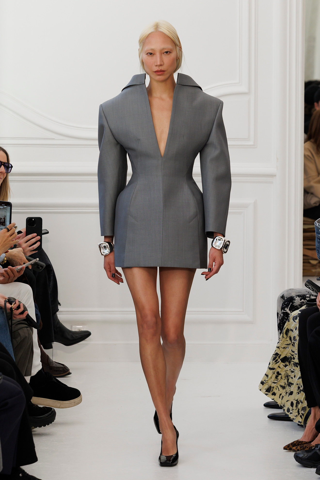 Givenchy خريف و شتاء 2025 للملابس الجاهزة