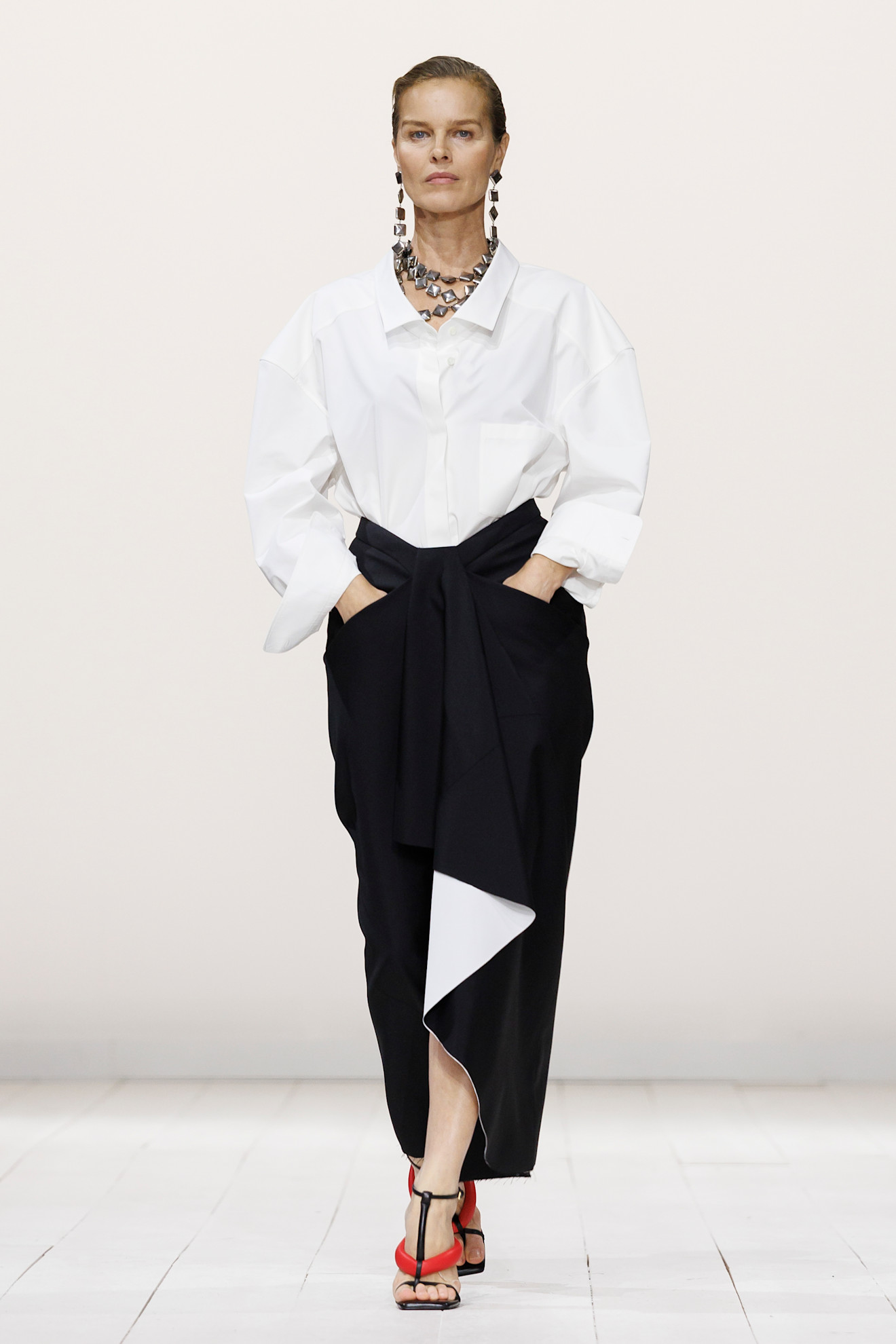 تنسيق القميص الأبيض في رمضان 2026