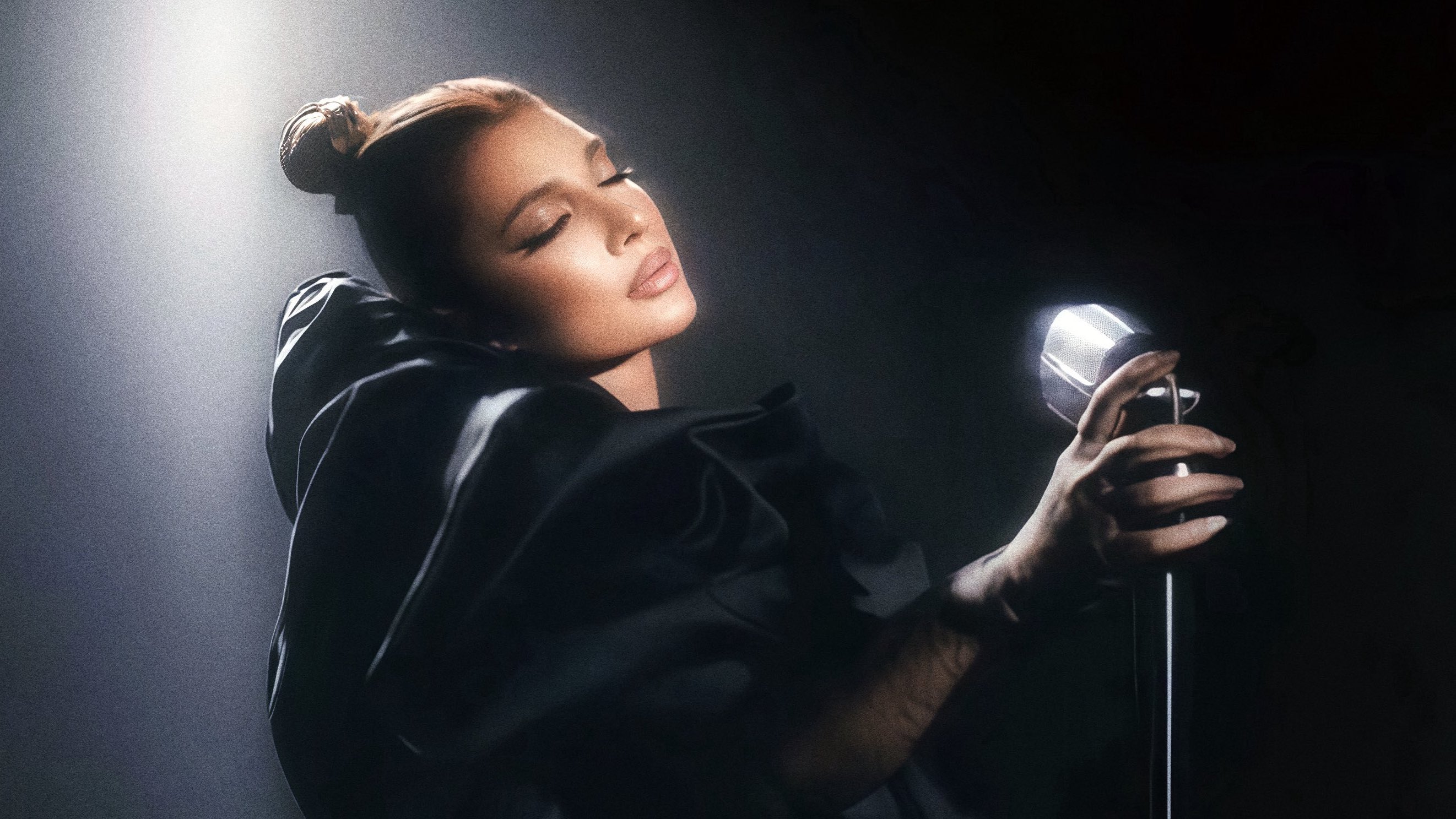 الفنانة أصالة