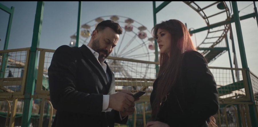 قصي خولي وكاريس بشار في "بخمس أرواح"