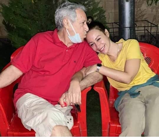 منة شلبي ووالدها الراحل