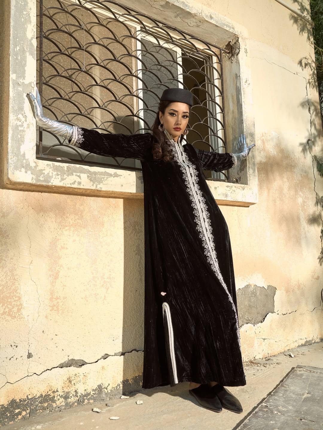 من مجموعة HINDAMI