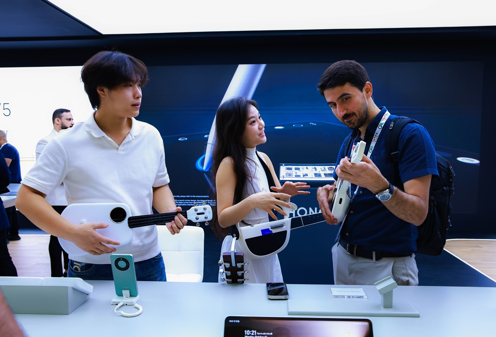 HONOR تبرز حضورها القوي في جيتكس جلوبال 2025، مؤكدة ريادتها في تكنولوجيا الذكاء الاصطناعي