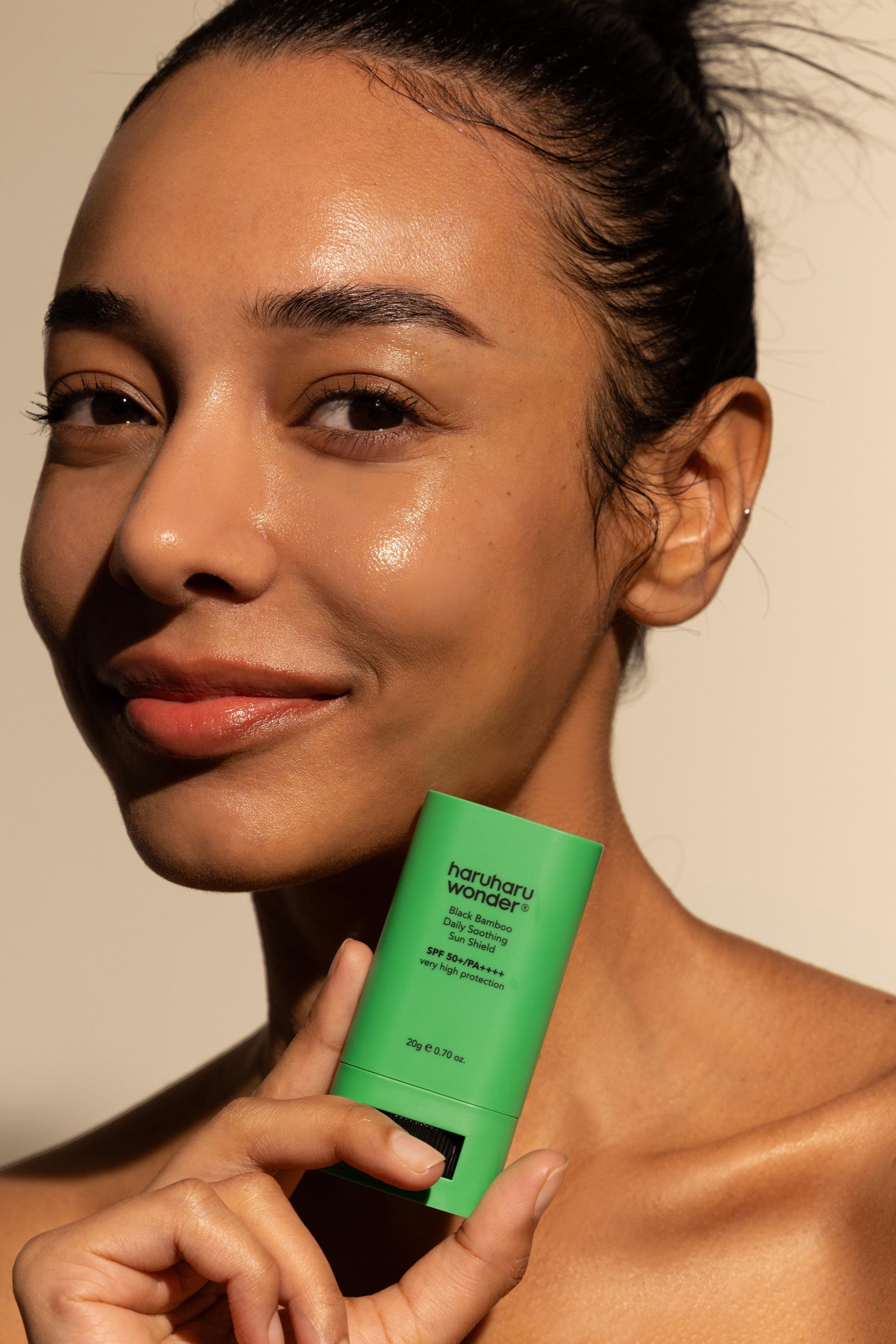 Haruharu Wonder - Black Bamboo Top-to-Toe SPF Veil SPF50+ PA++++ (2)