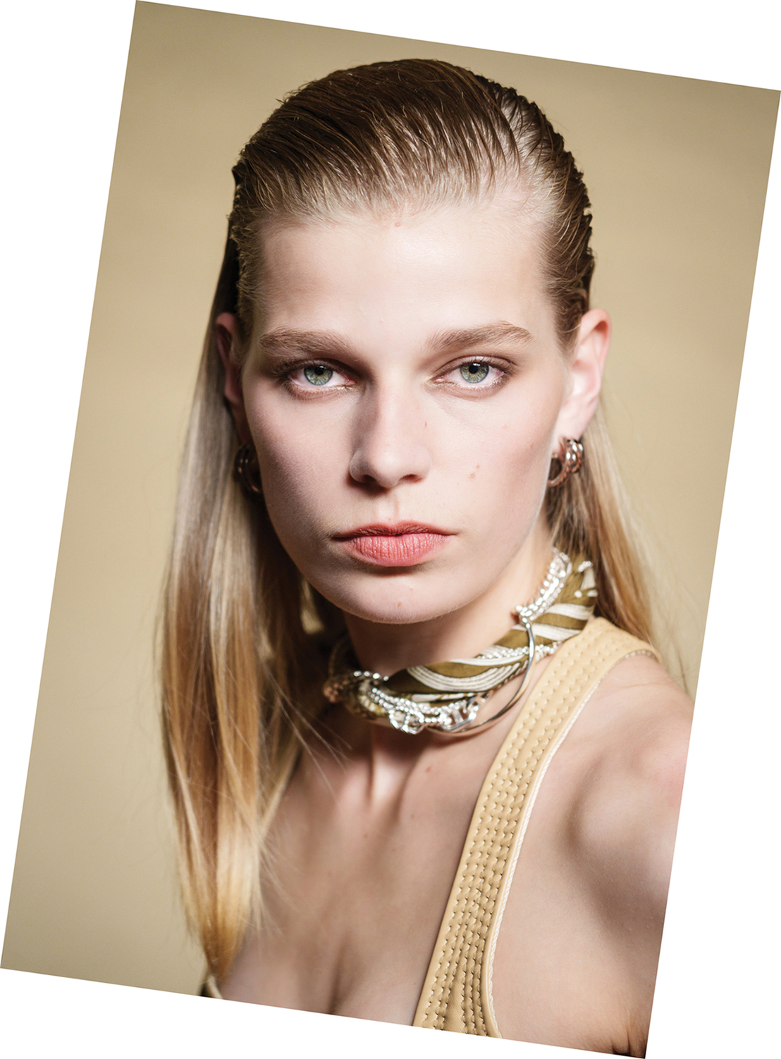 عارضة دار Hermès