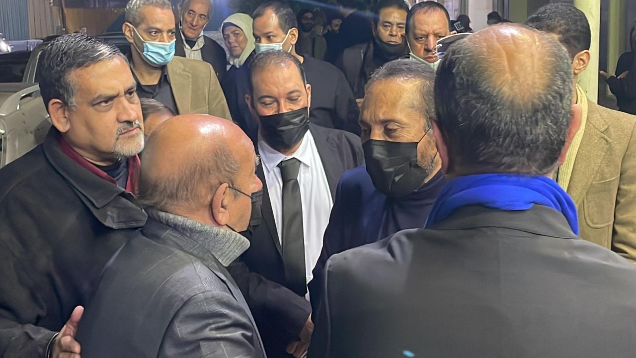 الفنان لطفي لبيب يقدم التعازي في الفنان أحمد الحجار