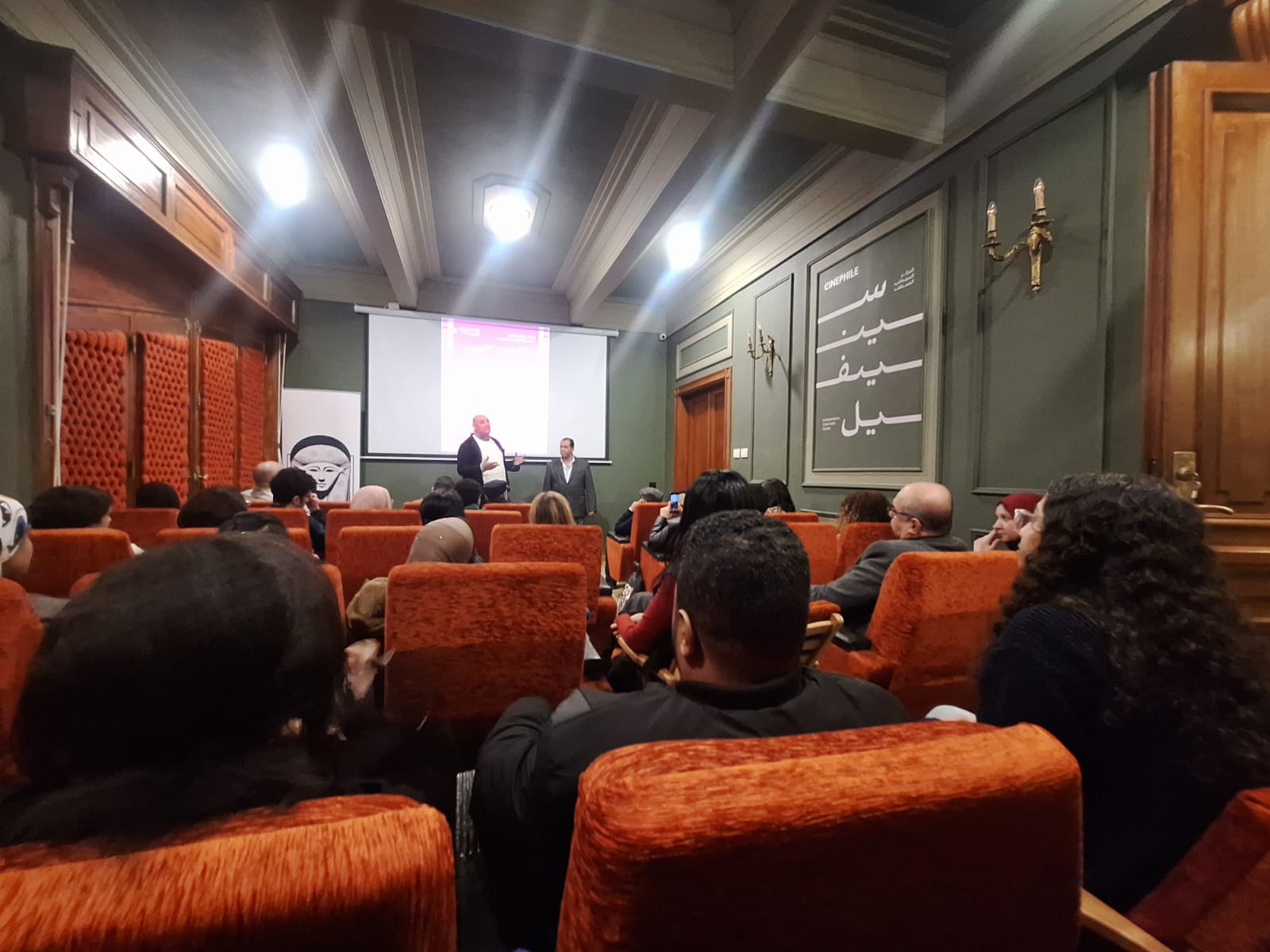 معلومات عن فيلم "دخل الربيع يضحك"