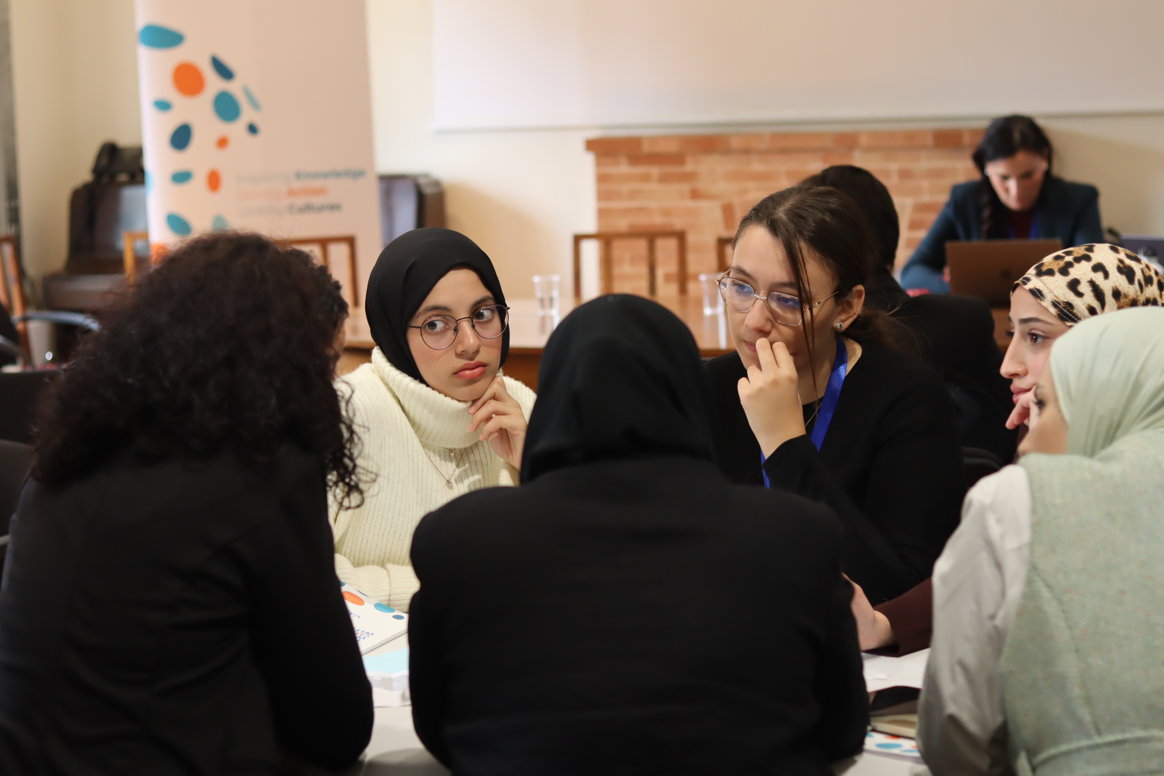 برنامج قيادات المجتمع المدني الشابة YCSLP