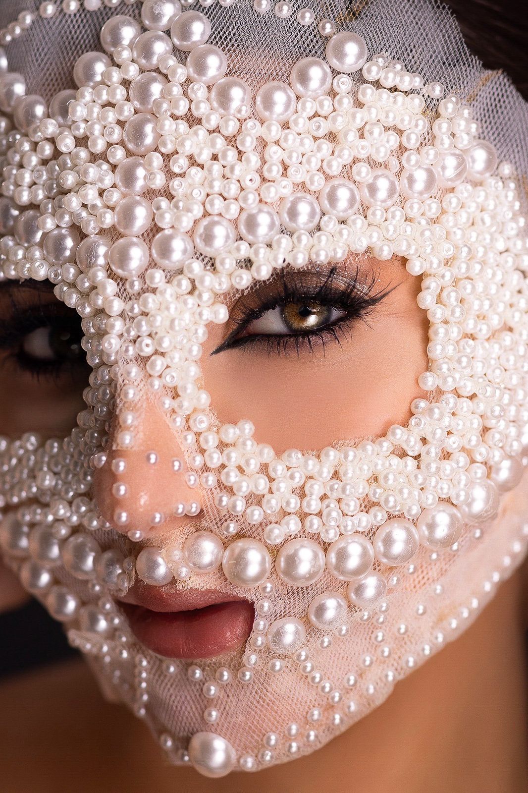 مكياج بأنامل خبير التجميل ديمتري سليم