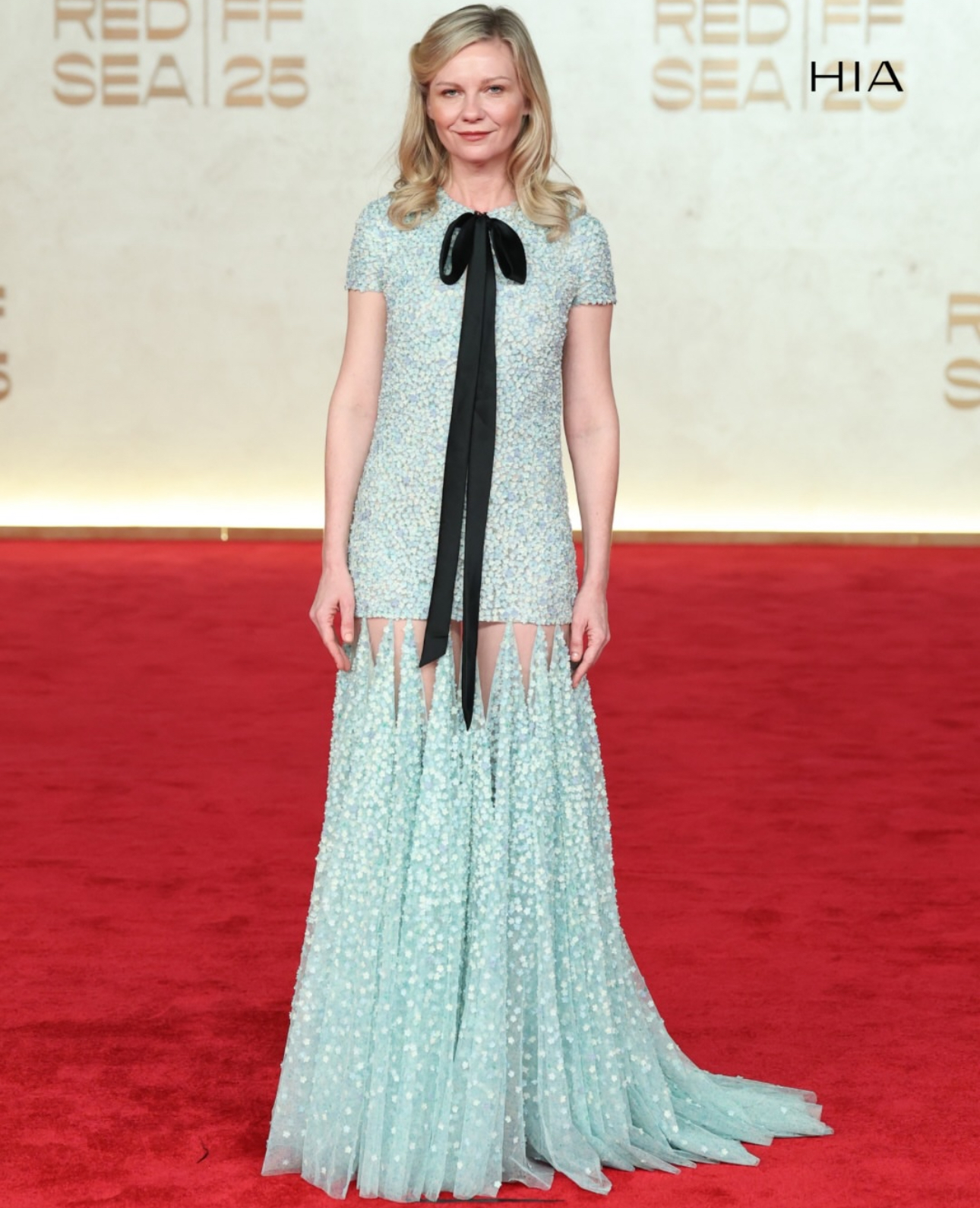 الممثلة "كيرستن دنست" بإطلالة من Dior