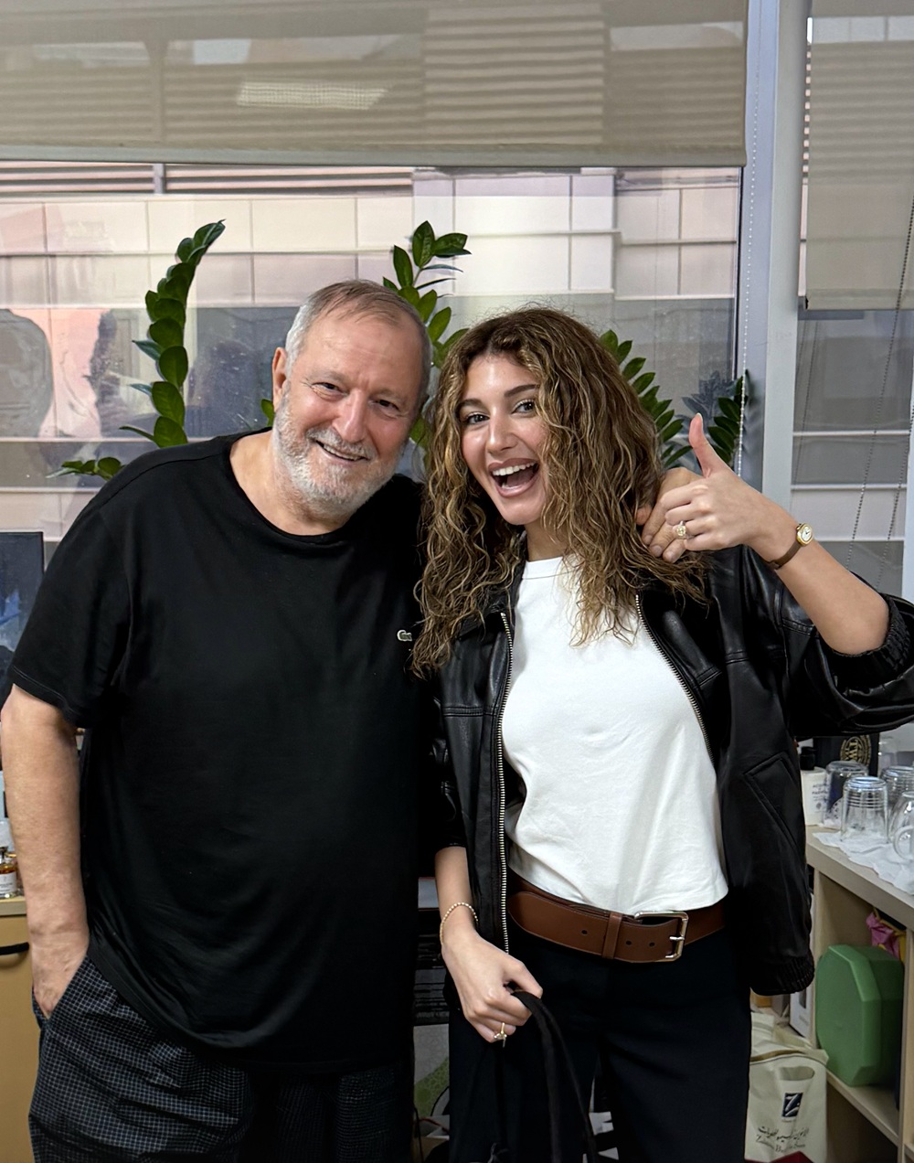 مدير التحرير عدنان الكاتب مع شيرين عمارة