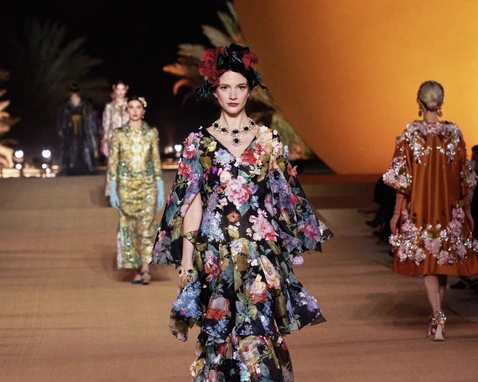من عرض _Alta Moda_ لدار دولتشي آند غابانا في العُلا