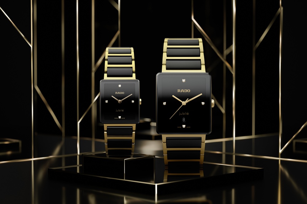 مدير التحرير عدنان الكاتب خلال الاحتفال