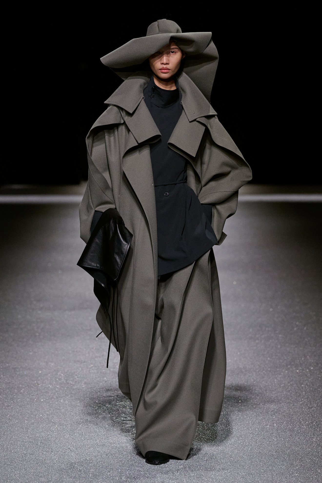 Issey Miyake معطف أوفر سايز من