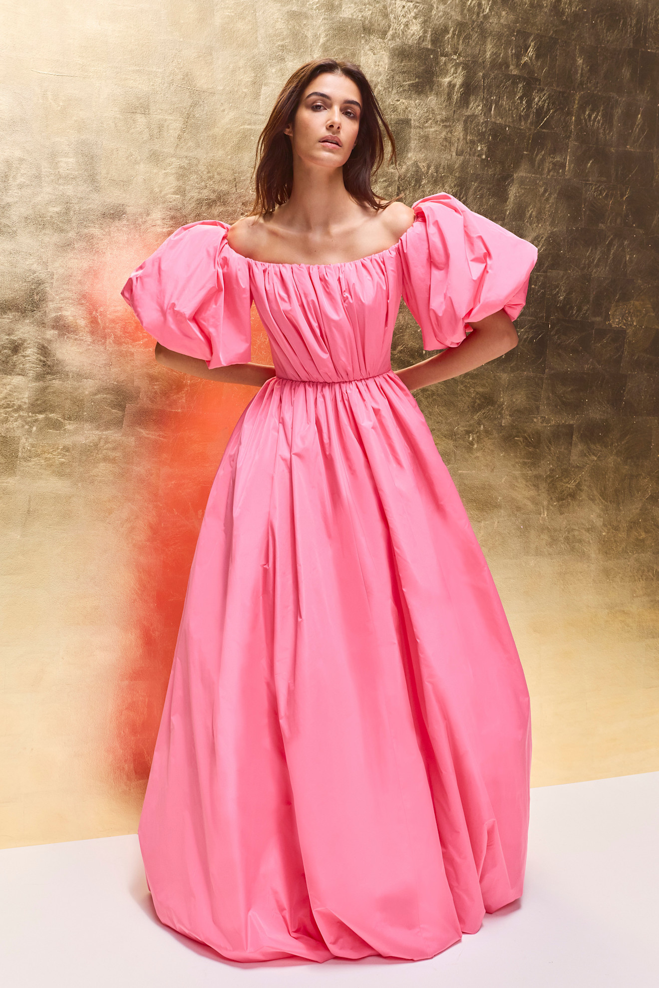 Jenny Packhamفستان زهري بأكمام منتفخة من