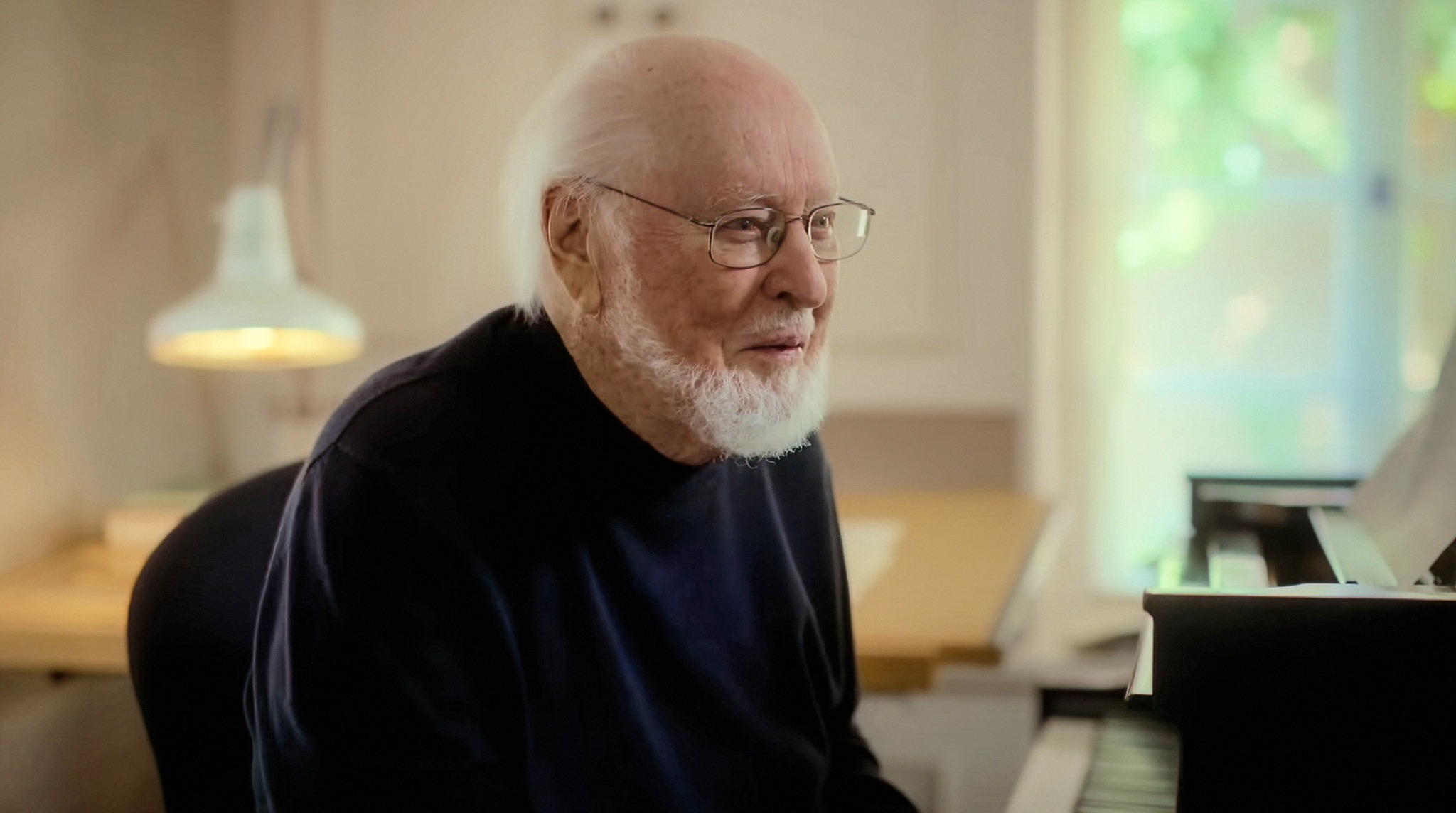 ويليامز دمج الإيقاع الجازي السريع بالهيكل الكلاسيكي في موسيقاه لفيلم الفك المفترس