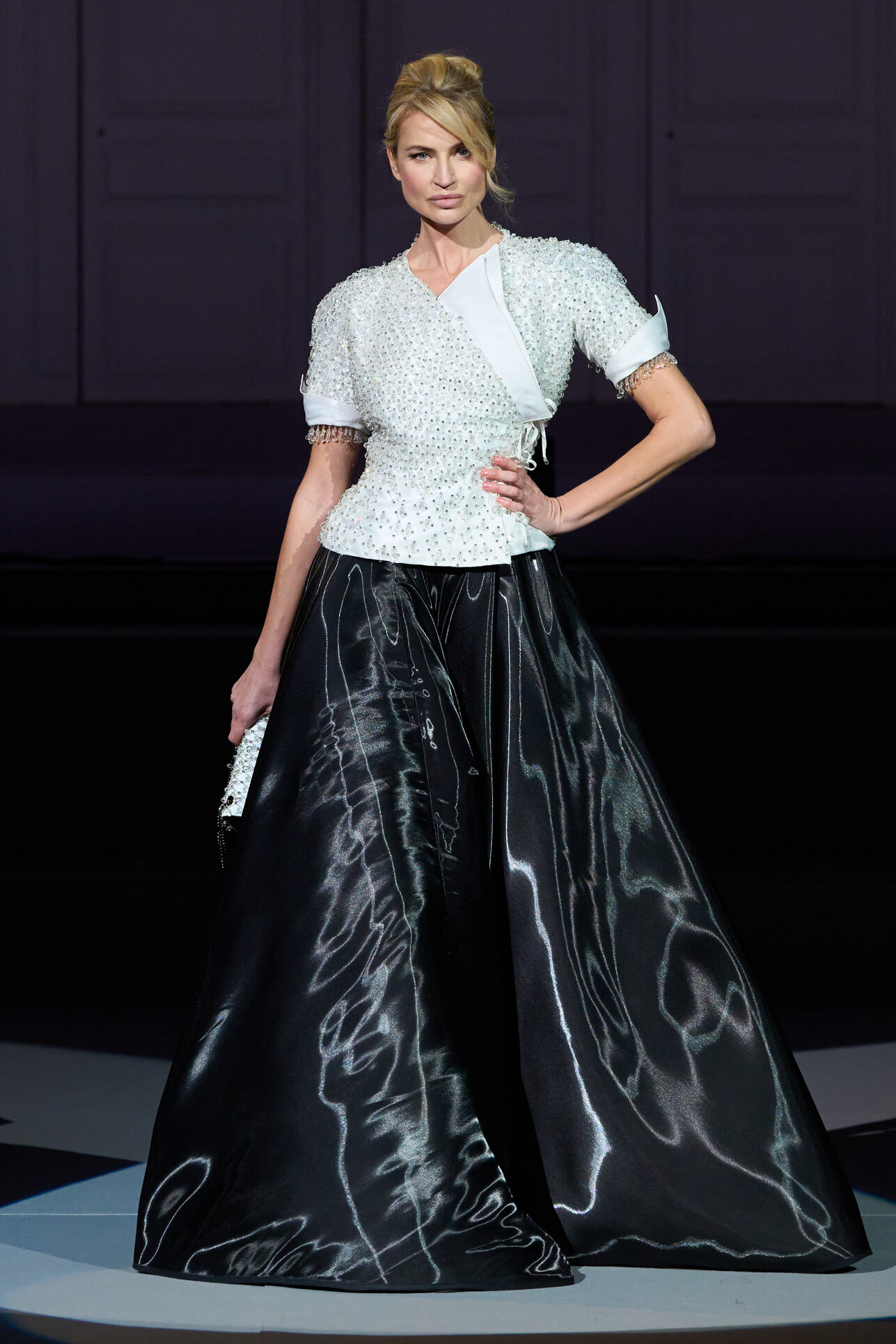 تنانير واسعة بأسلوب الكلوش