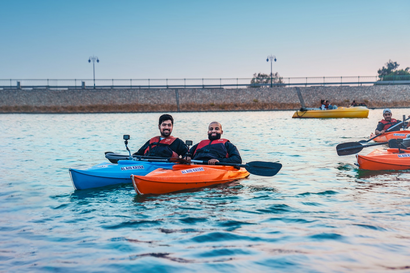 العين: واحة تنبض بالحياة"