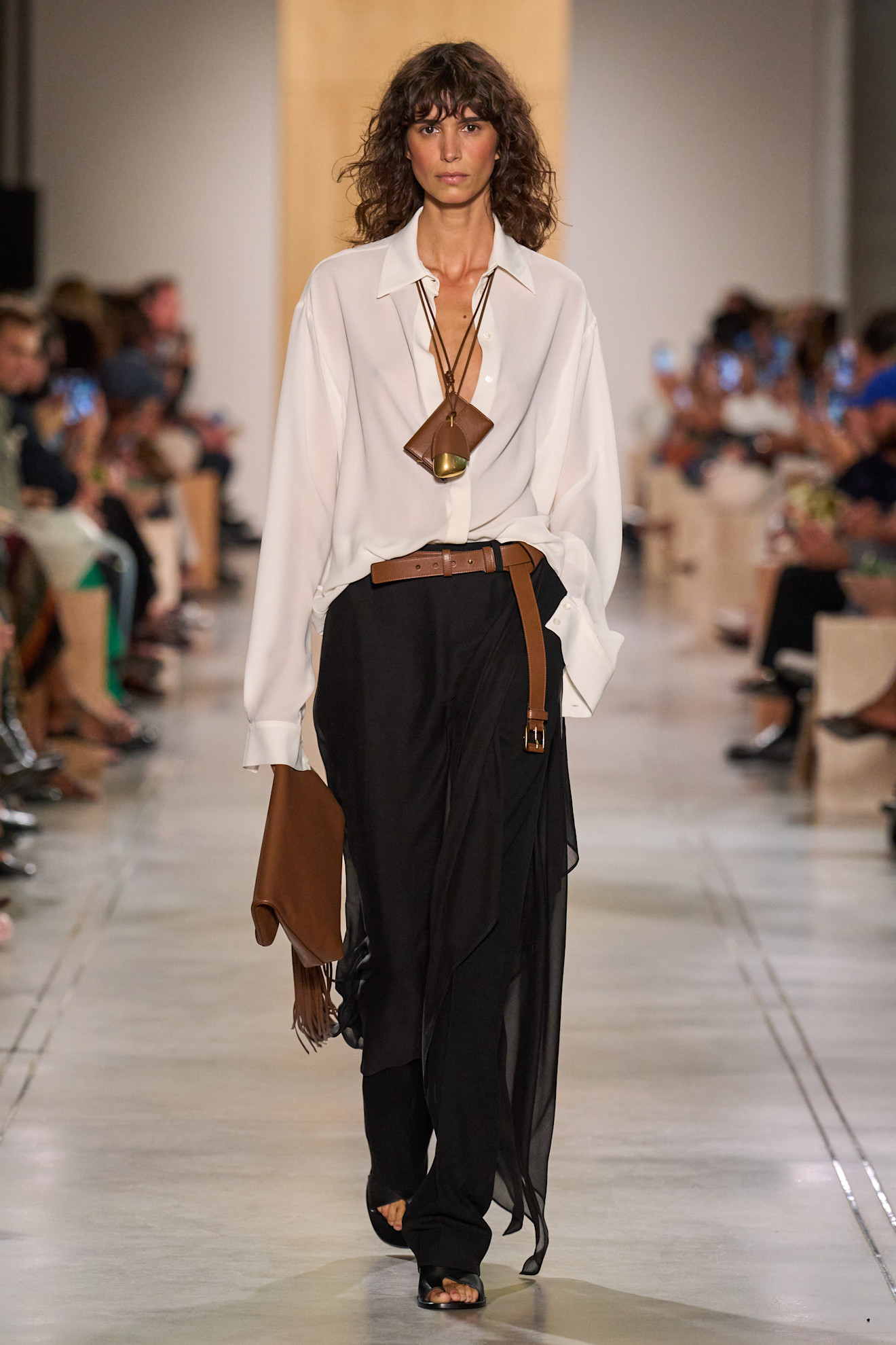 من مجموعة Michael Kors لربيع وصيف 2026