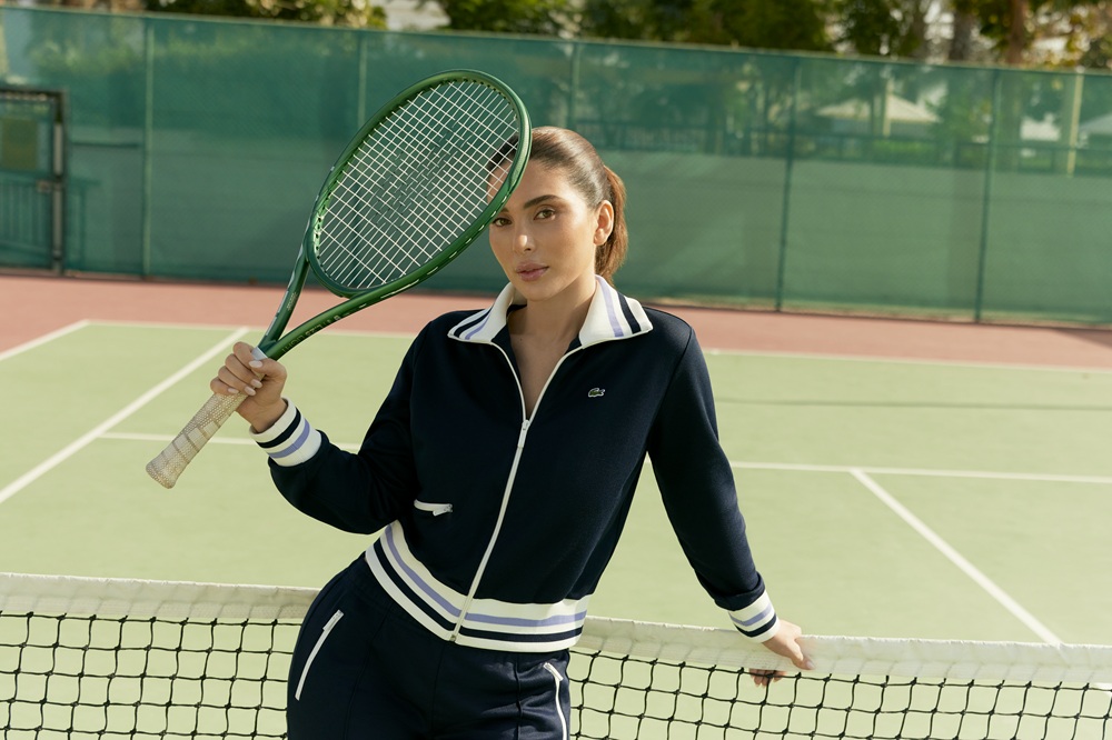 LACOSTE تطلق تشكيلة رمضانية مصغّرة بالتعاون مع الثنائي معتصم النهار ولين برنجكجي