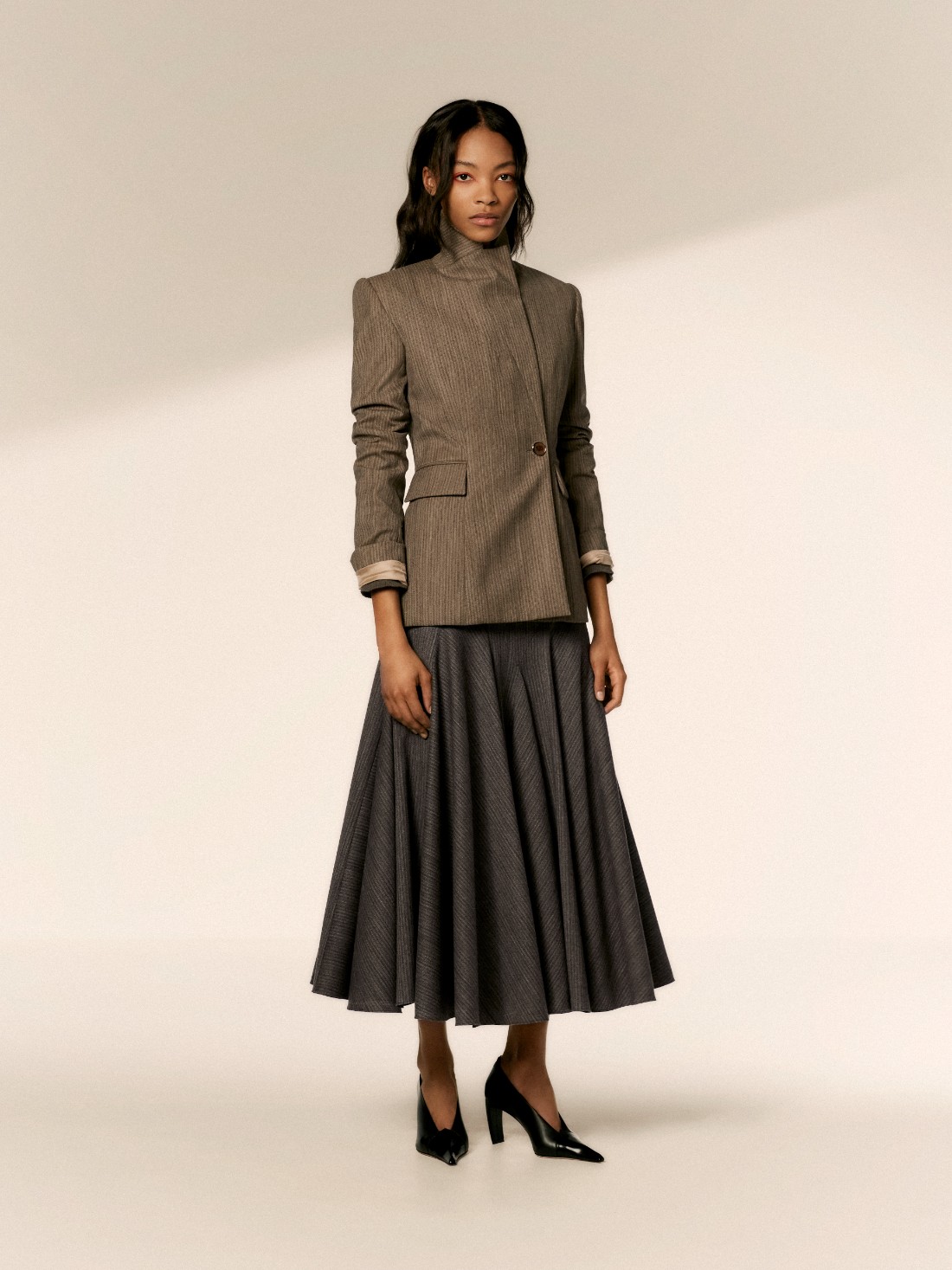 دار‎ ArdAzAei ‎تطلق مجموعة الملابس الجاهزة لخريف وشتاء ‏‏2026‏