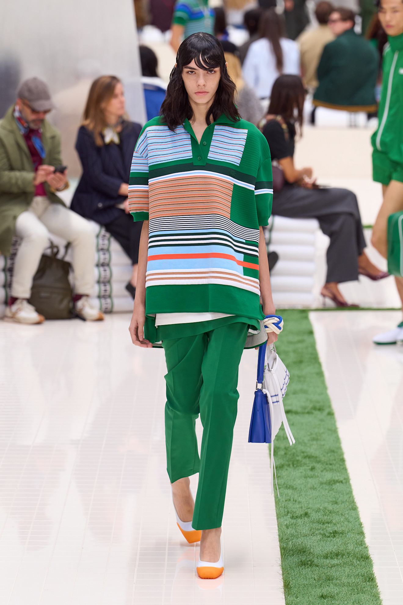 Lacoste حطوط جريئة ملونة من