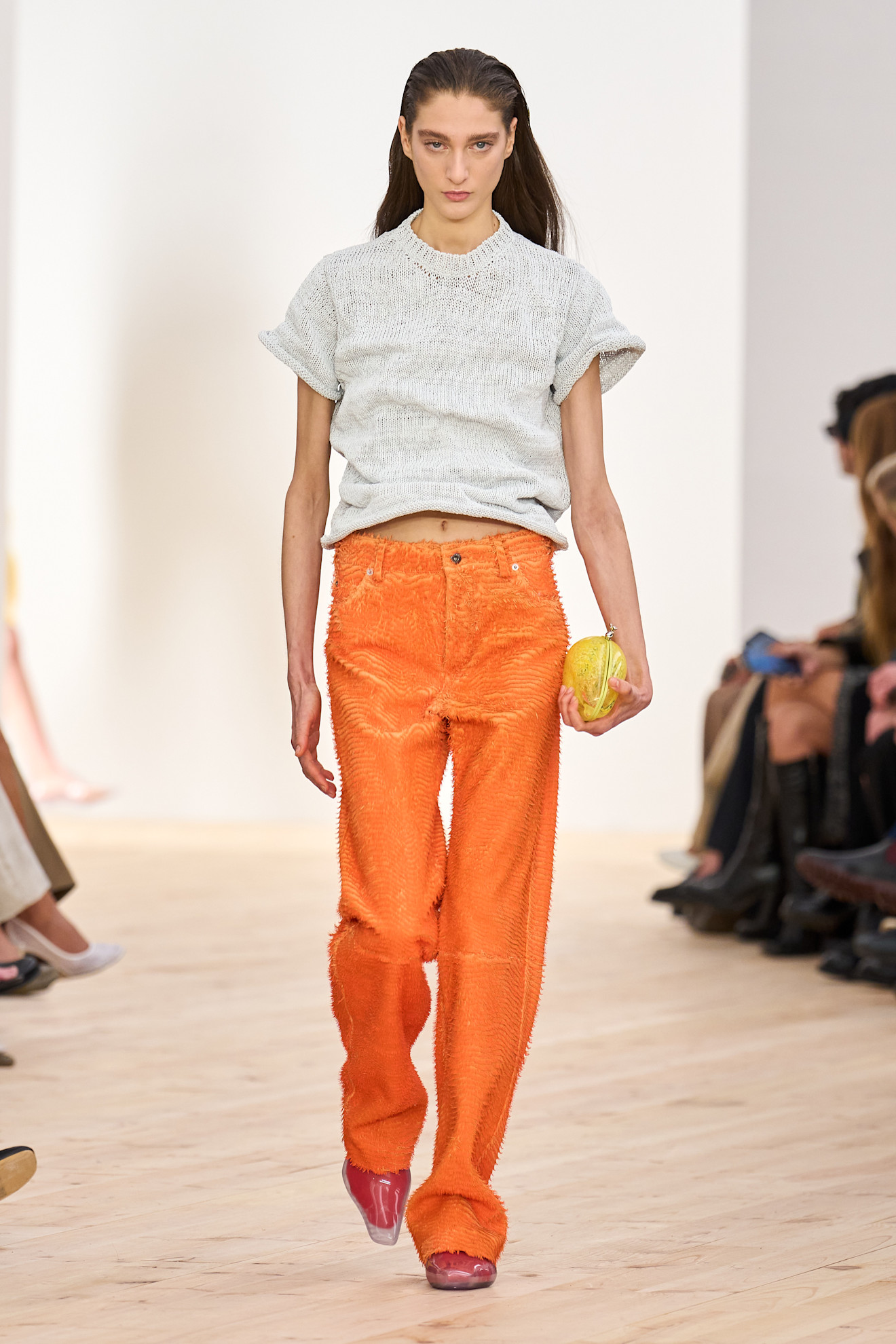 Loewe الأناقة العصرية من