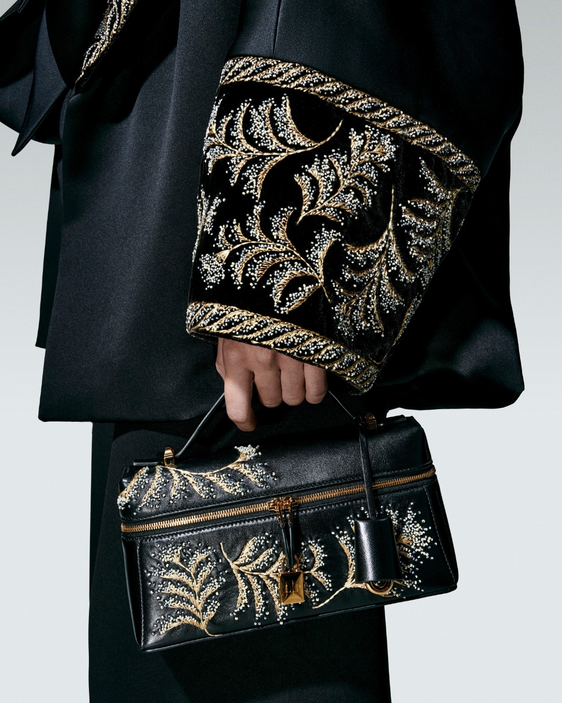 Loro Piana‏ تكشف عن مجموعتها لخريف وشتاء 2026-2027‏