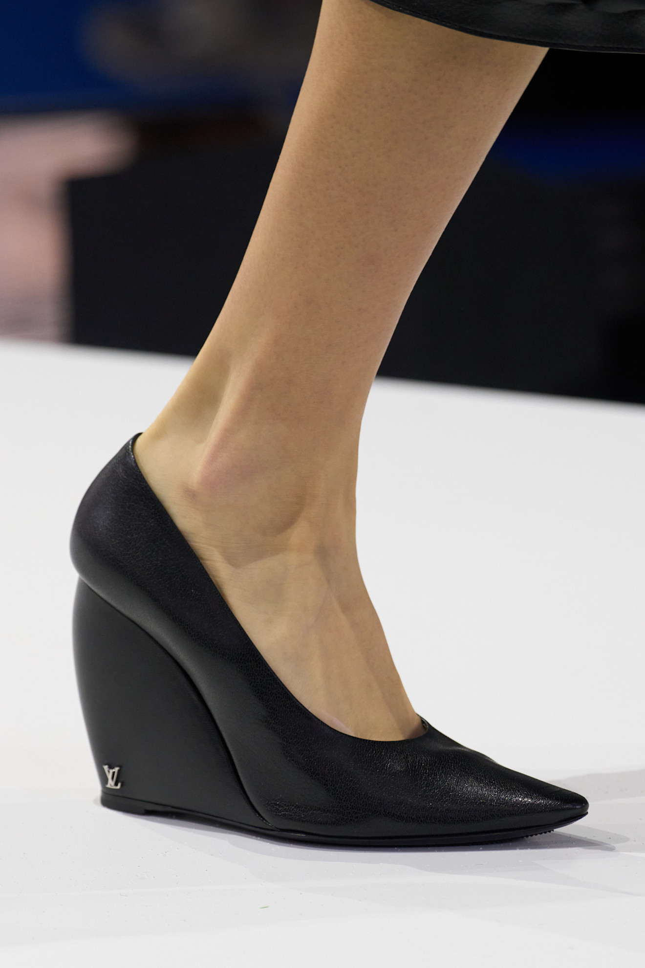 حذاء بكعوب سميكة من Louis Vuitton 