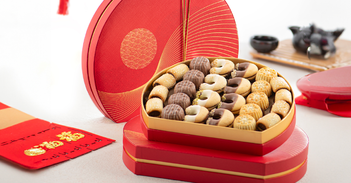 تحتفل بتيل بعيد الحب والسنة القمرية الجديدة