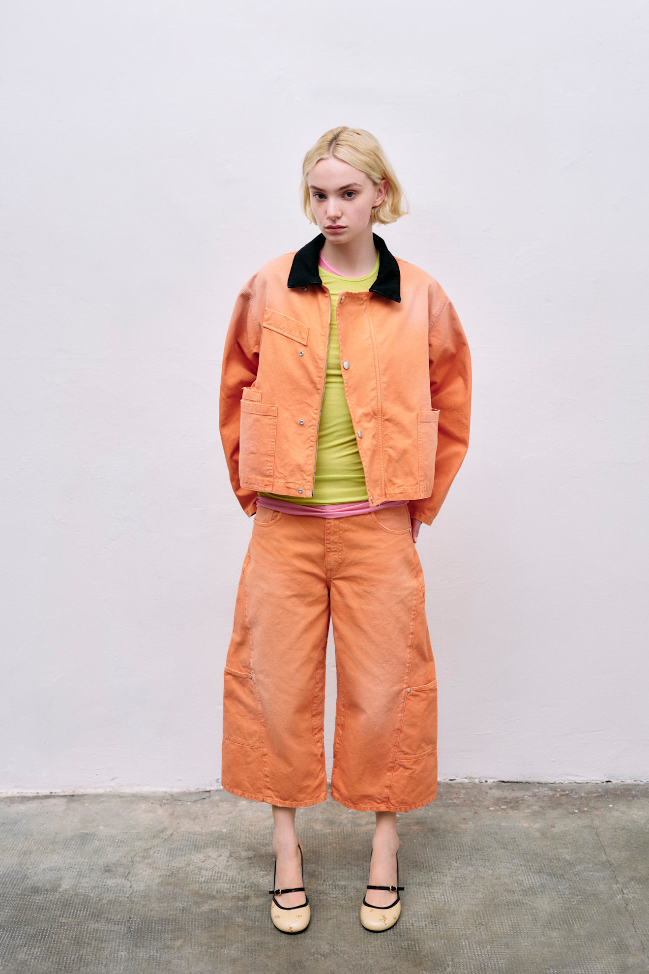 MSGM قصات متنوعة للسراويل الواسعة من