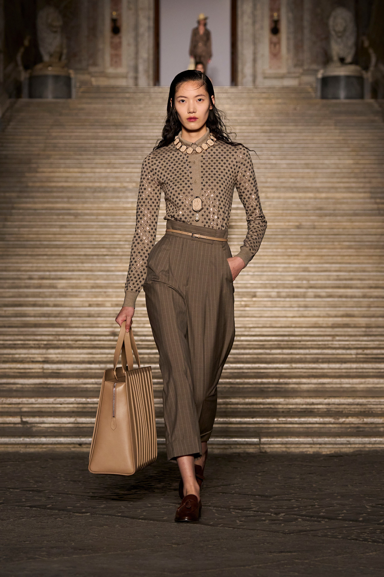 Max Mara البنطلون الواسع بخصر عال