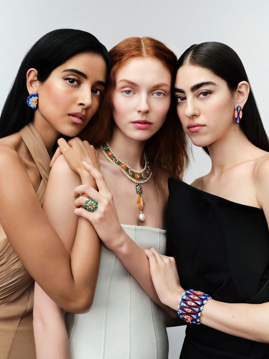 Mayadevi, Elizabeth I, Atossa Shahbanu