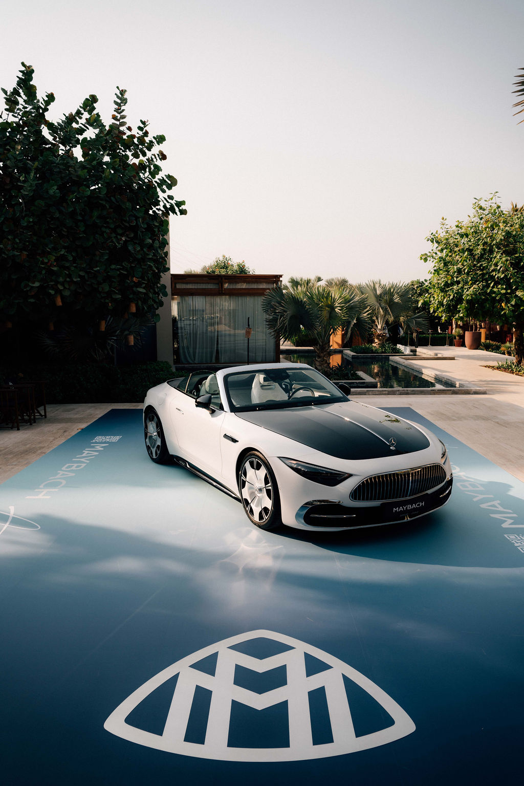 مرسيدس-مايباخ SL 680 Monogram Series تعيد تعريف مفهوم الفخامة المفتوحة