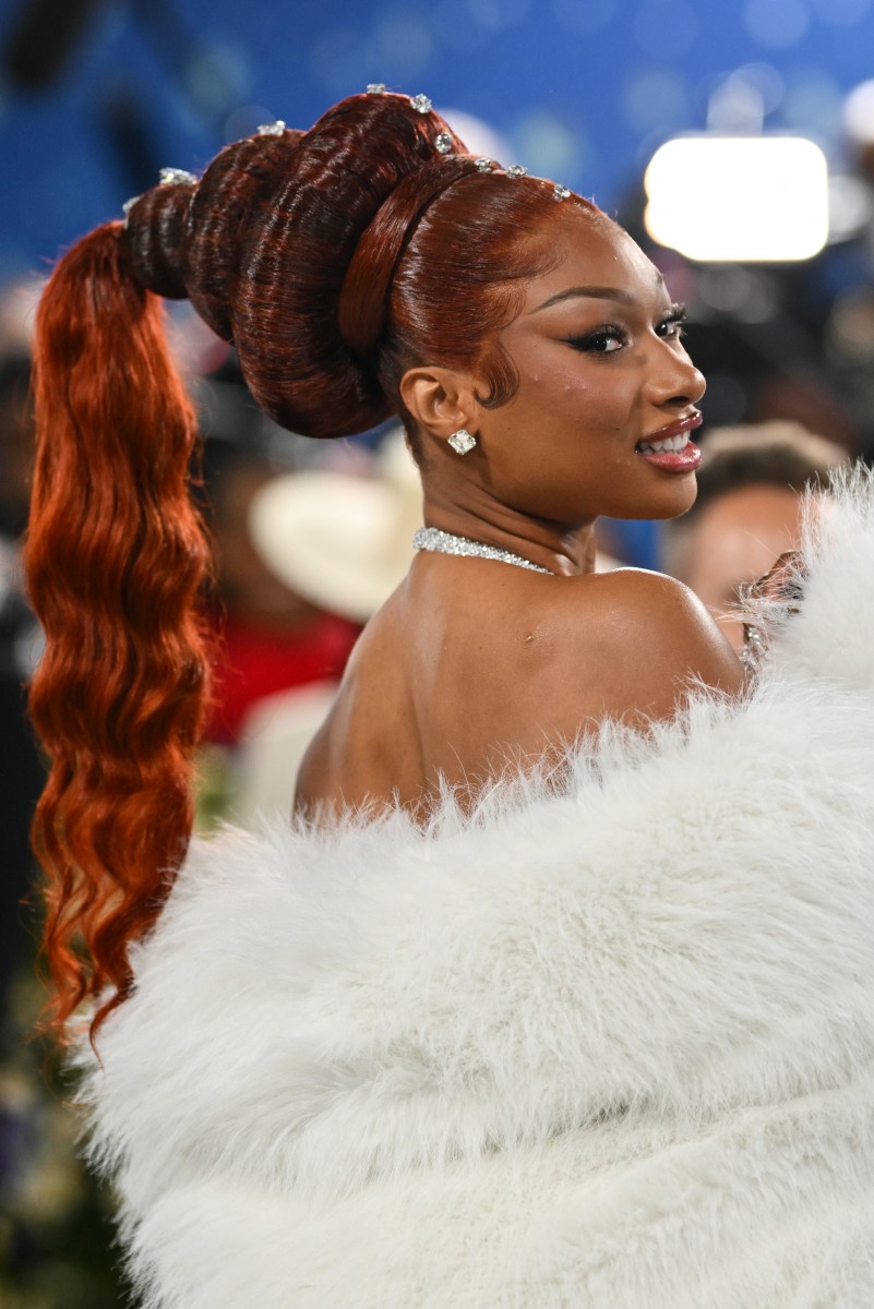 إطلالة مغنية الراب Megan Thee Stallion