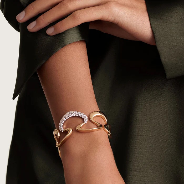 Merveilles Halo - Diamond Bangle من Boghossian