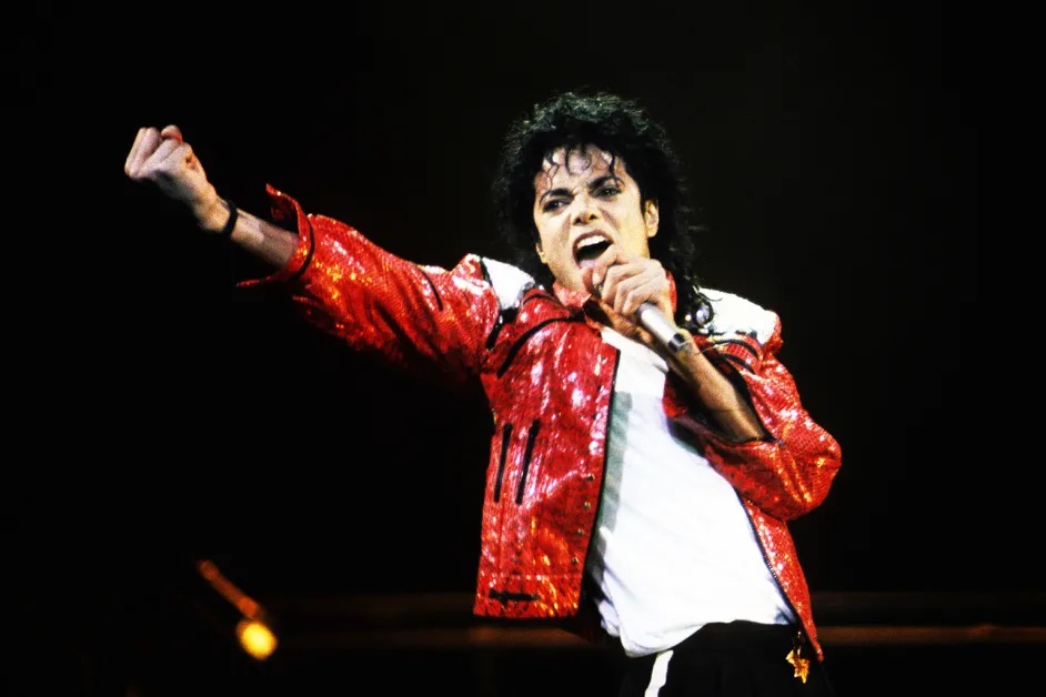 Michael Jackson with Marajeeh - Photo by Kevin Mazur (WireImage)
