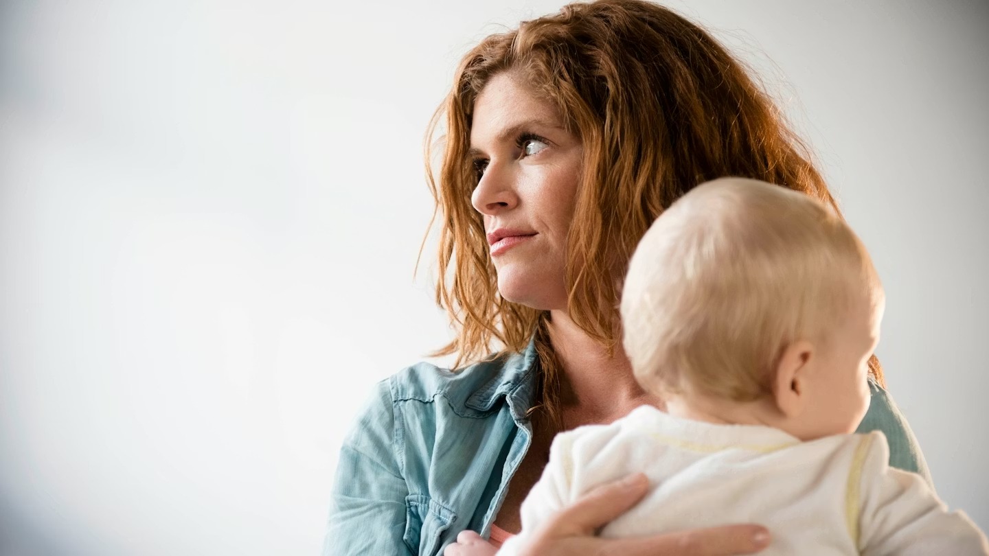 7 نصائح للاستمتاع بالأمومة