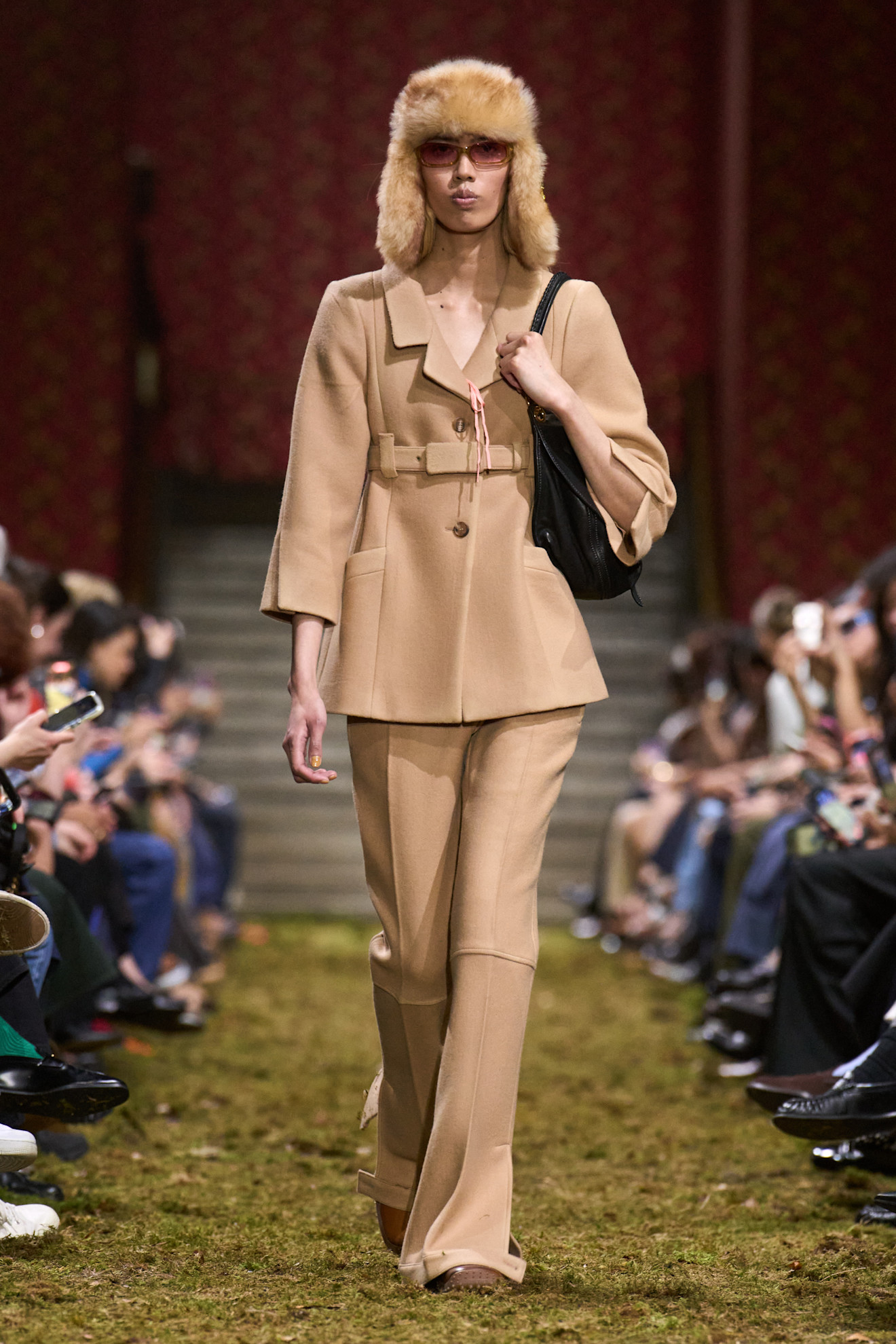 Miu Miu بنطلون بيج داكن