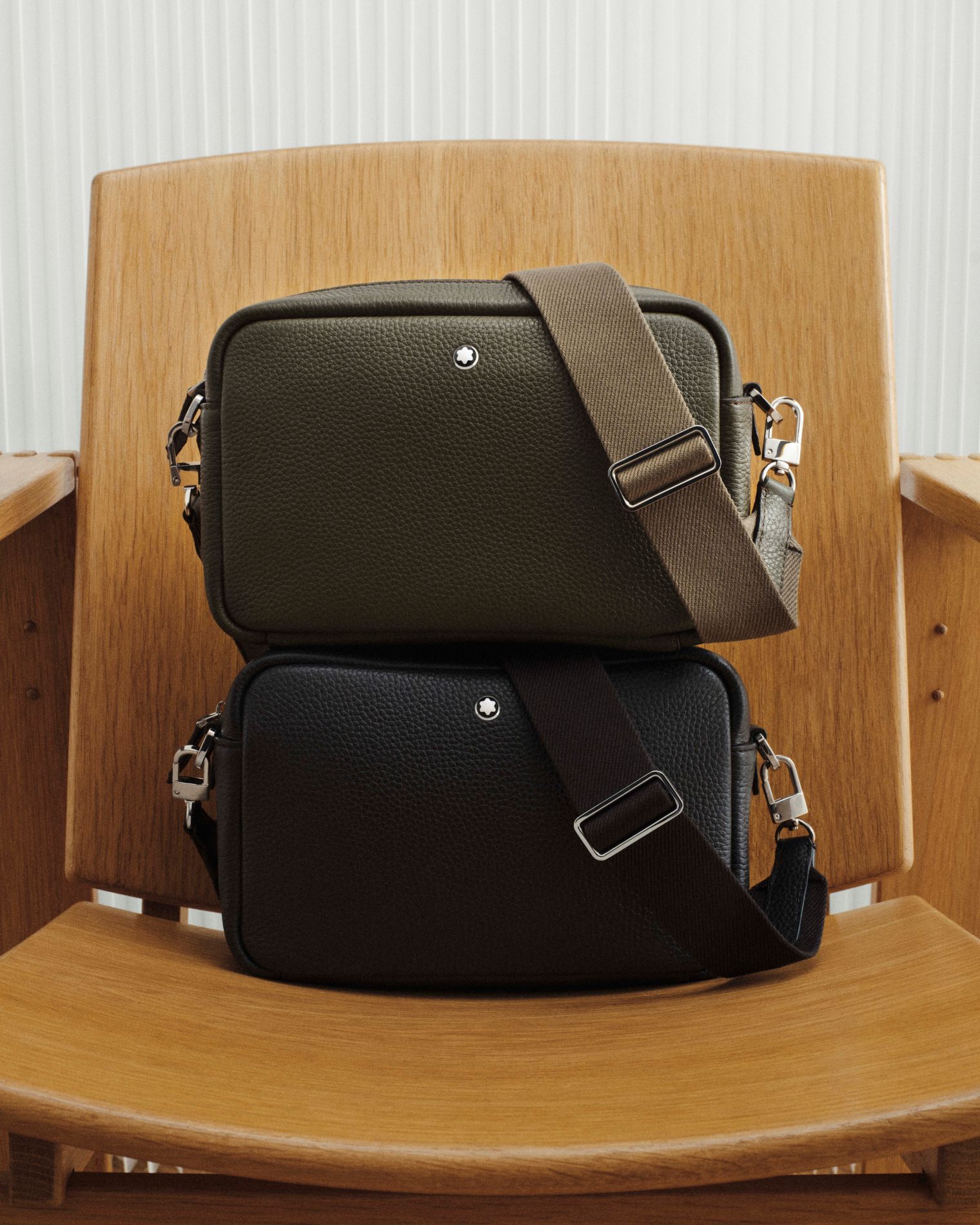 مجموعات الجلد من Montblanc لخريف شتاء 2025.. حوار أنيق بين الكتابة والحِرفة والحياة اليومية