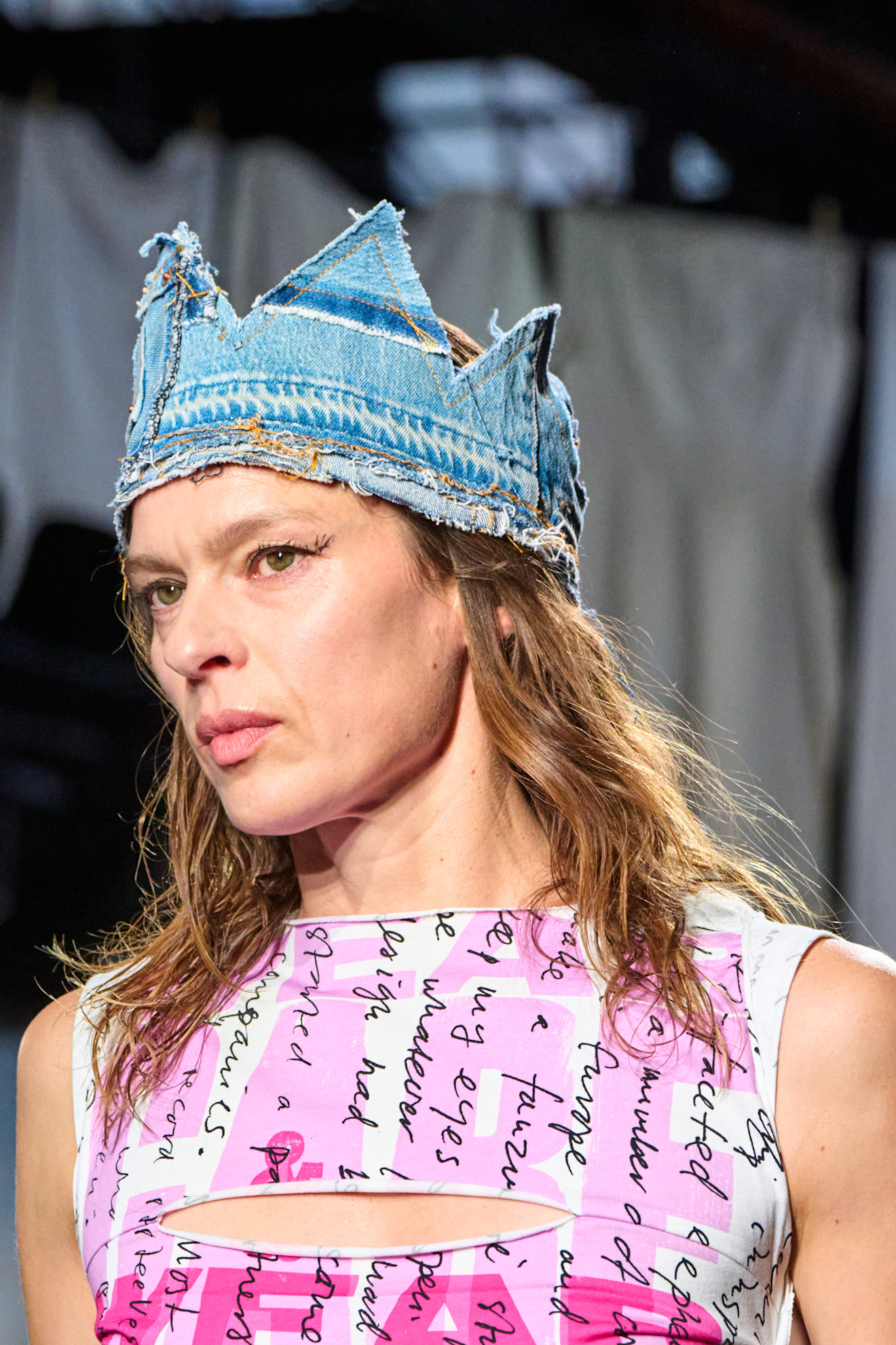 Moschino اكسسوارات شعر من الجينز