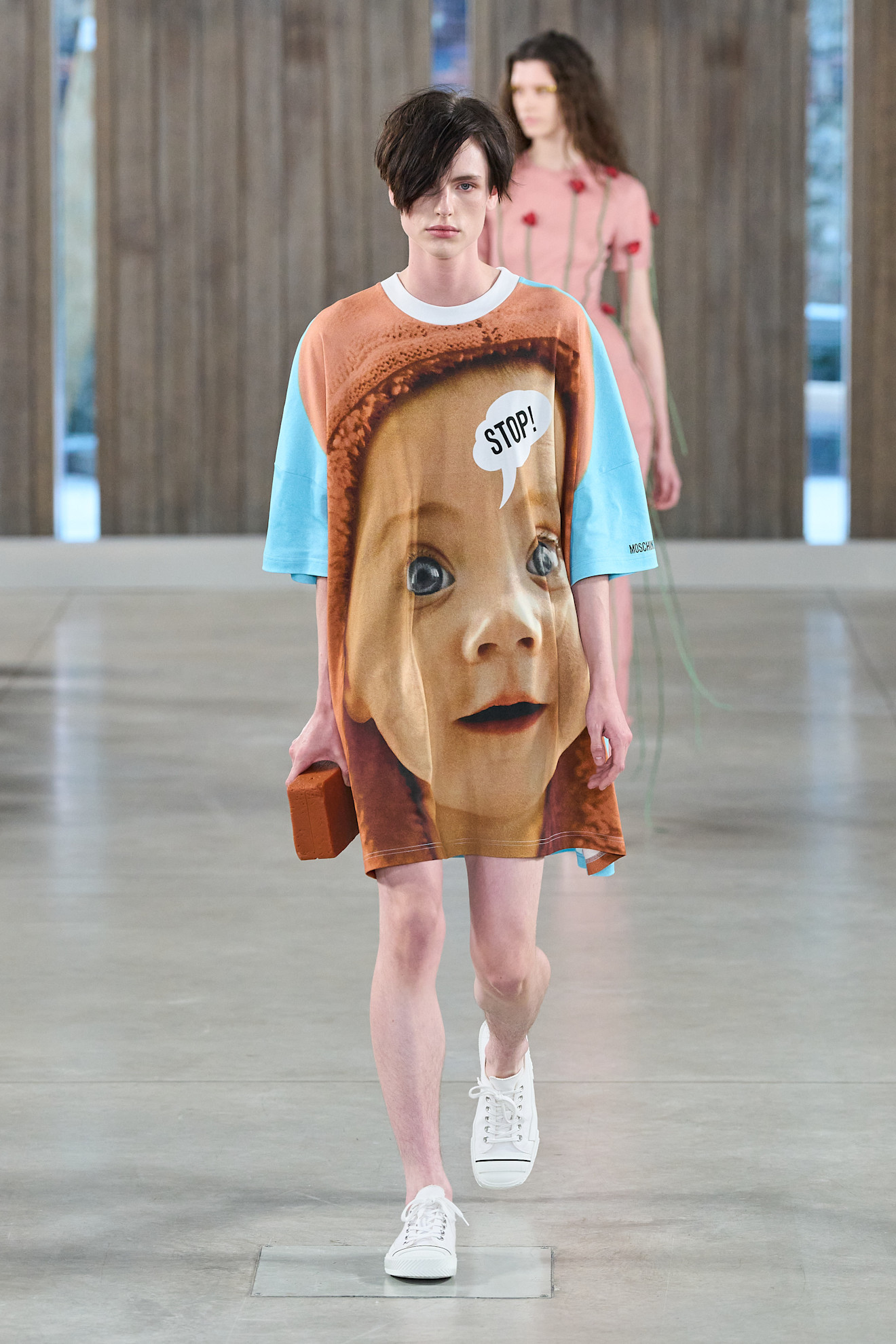 مجموعة Moschino لربيع وصيف 2026