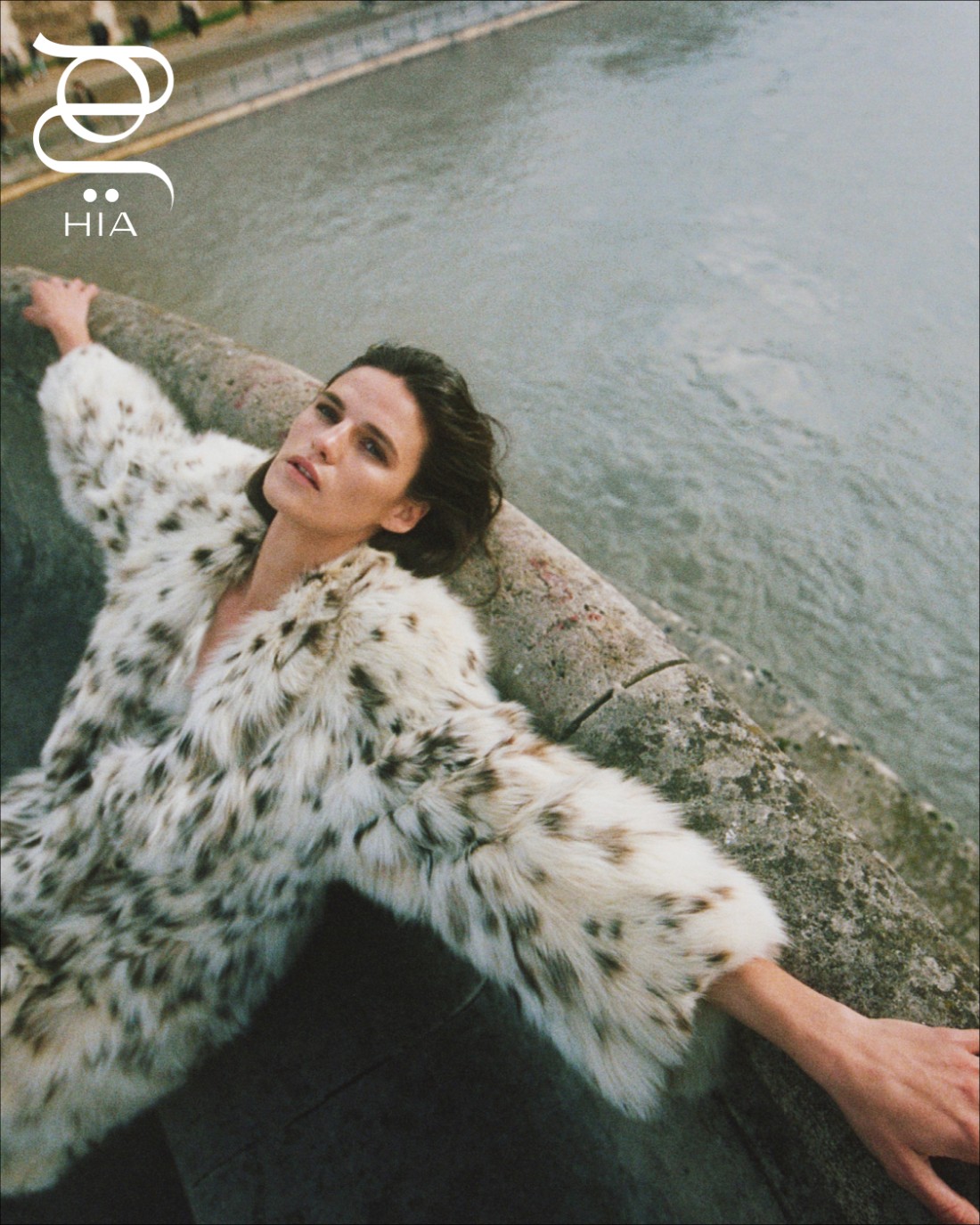 معطف فرو عتيق من "سان لوران" ‏Saint Laurent‏ ‏