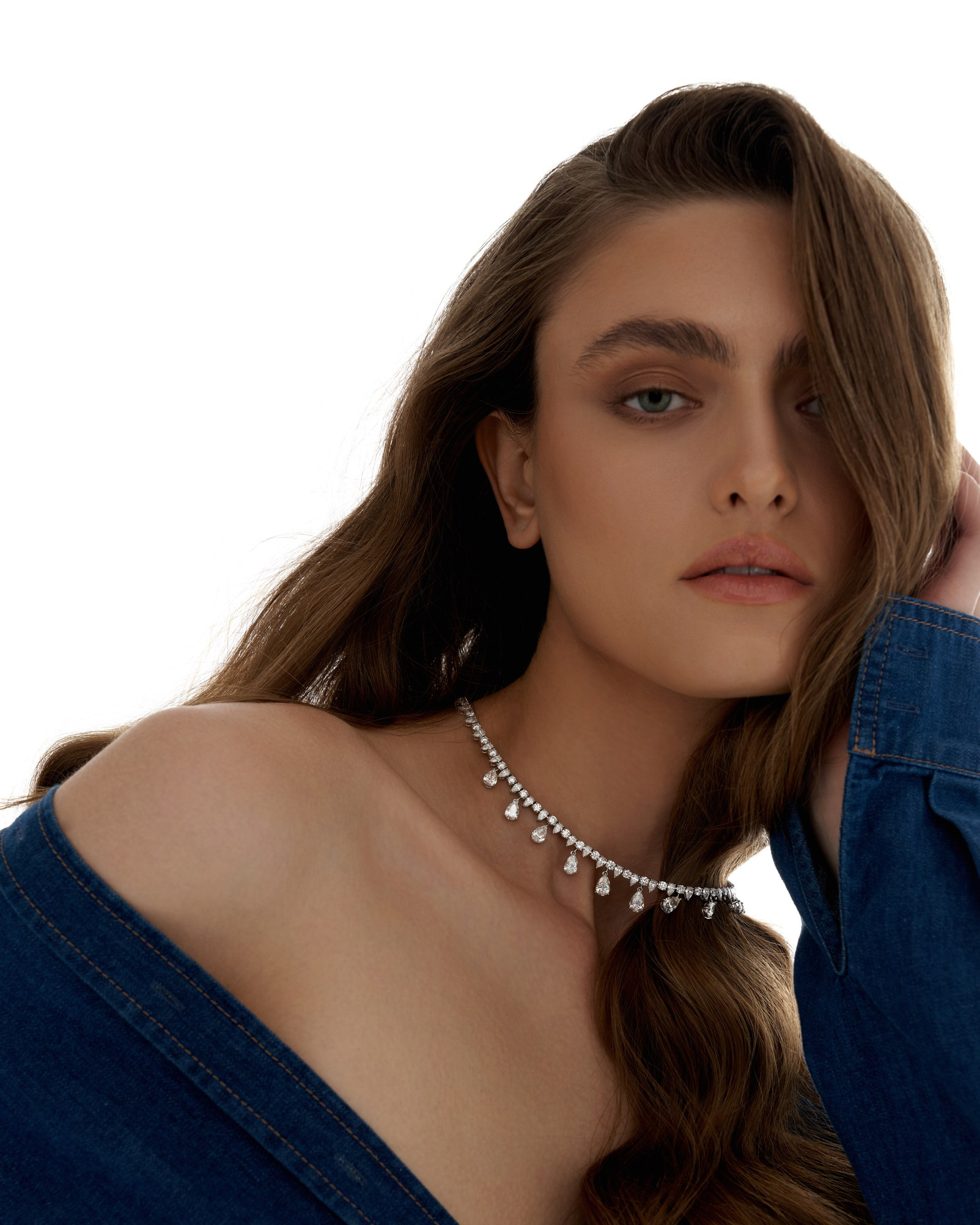 Necklace Inspiration حكاية سفر تُروى في قلادة