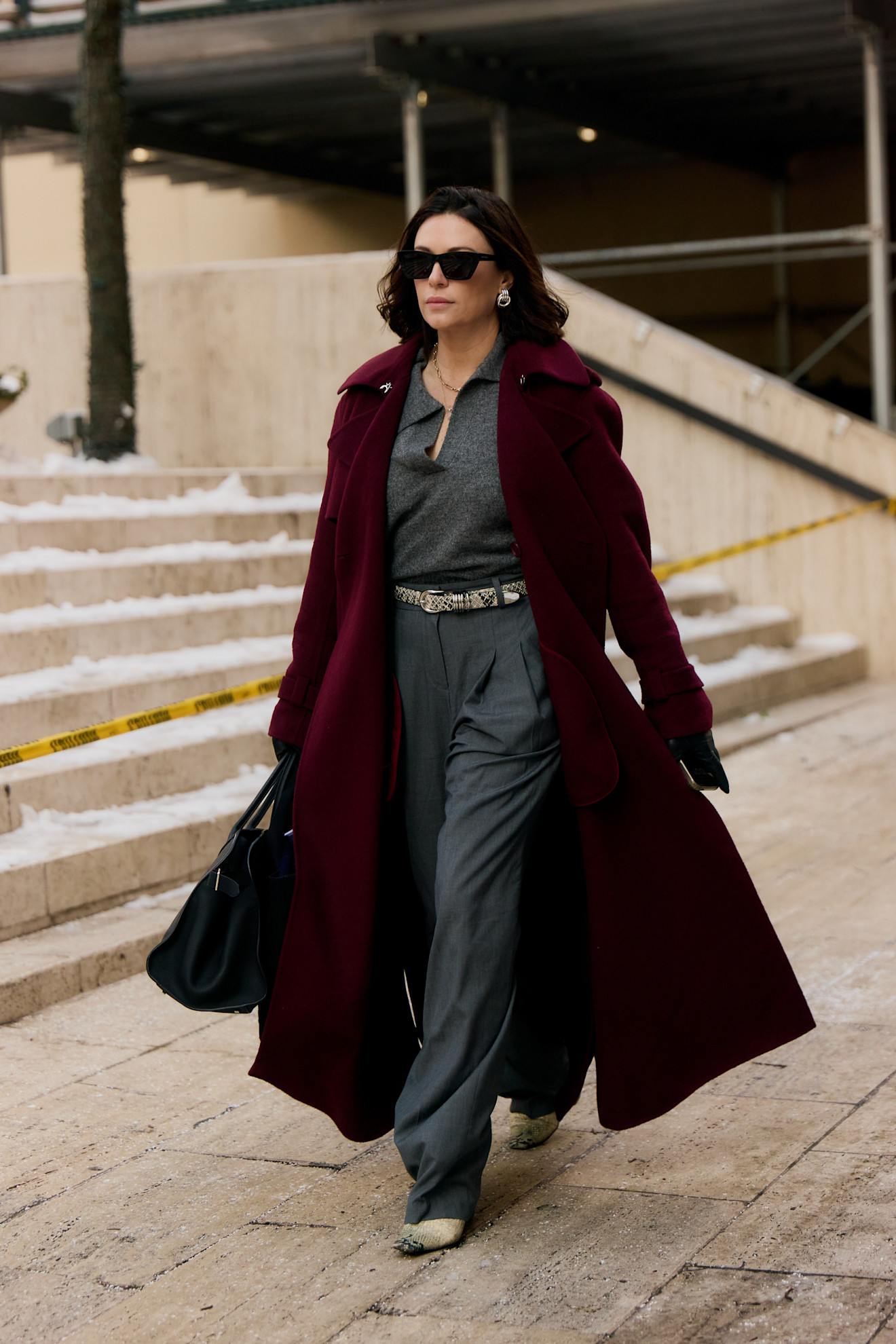 صيحة اللّون العنابي لشتاء 2026