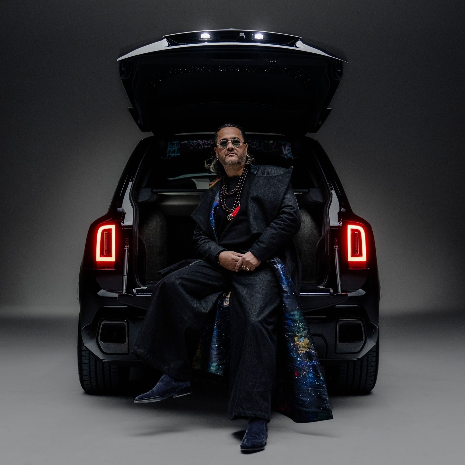 رولز-رويس تكشف عن Black Badge Cullinan 