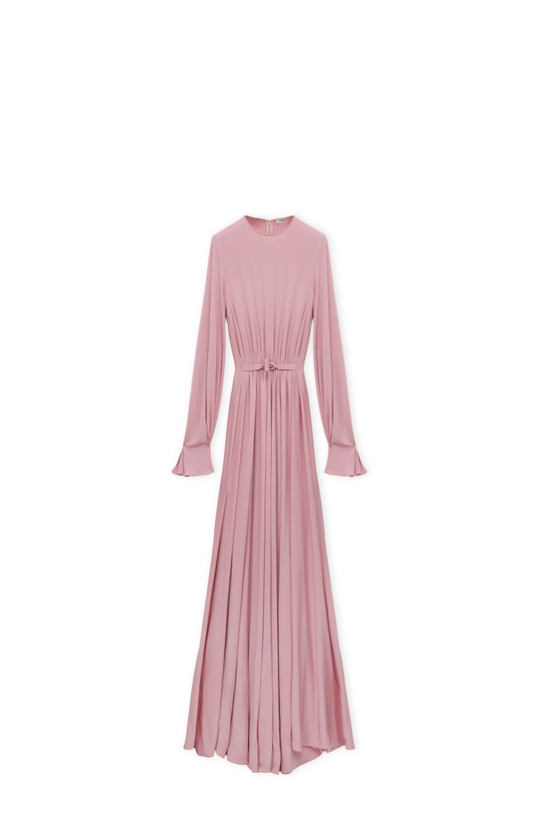 LOEWE تطلق تشكيلة مصغّرة وحصرية احتفاءً بشهر رمضان الكريم