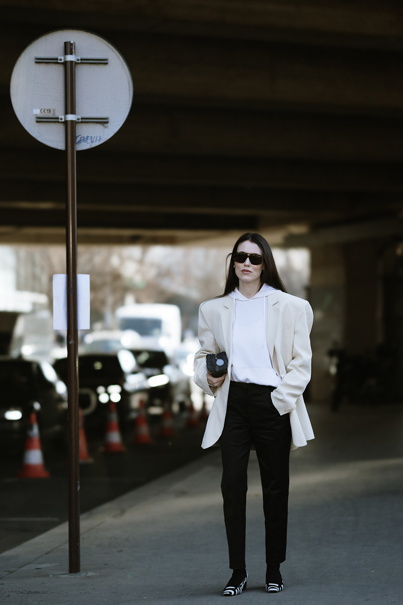 5 قطع أساسية وضرورية في خزانتكِ مع بداية عام 2026