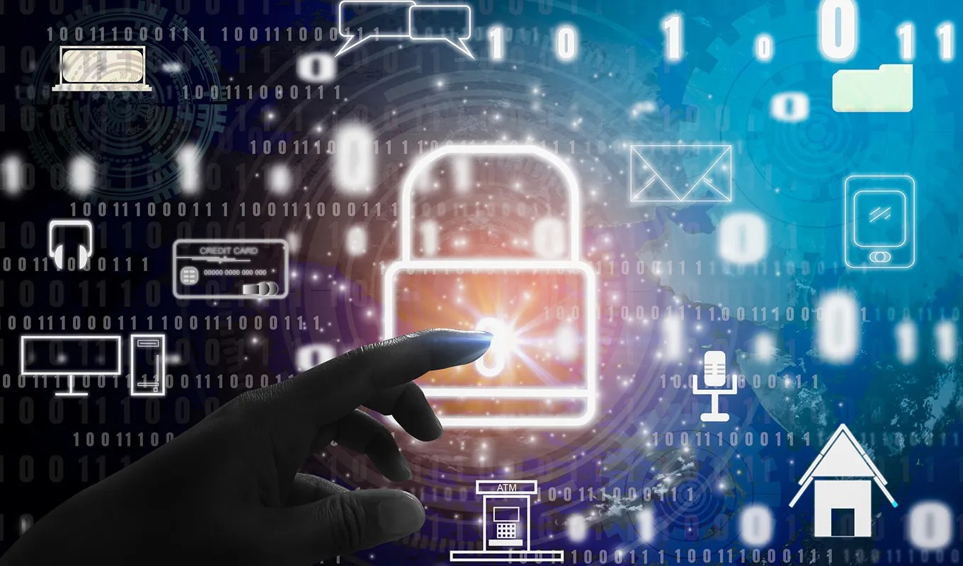 كيف تهزمين مُنتحل الشخصيات وتكسرين فخ الابتزاز بذكاء نفسي؟