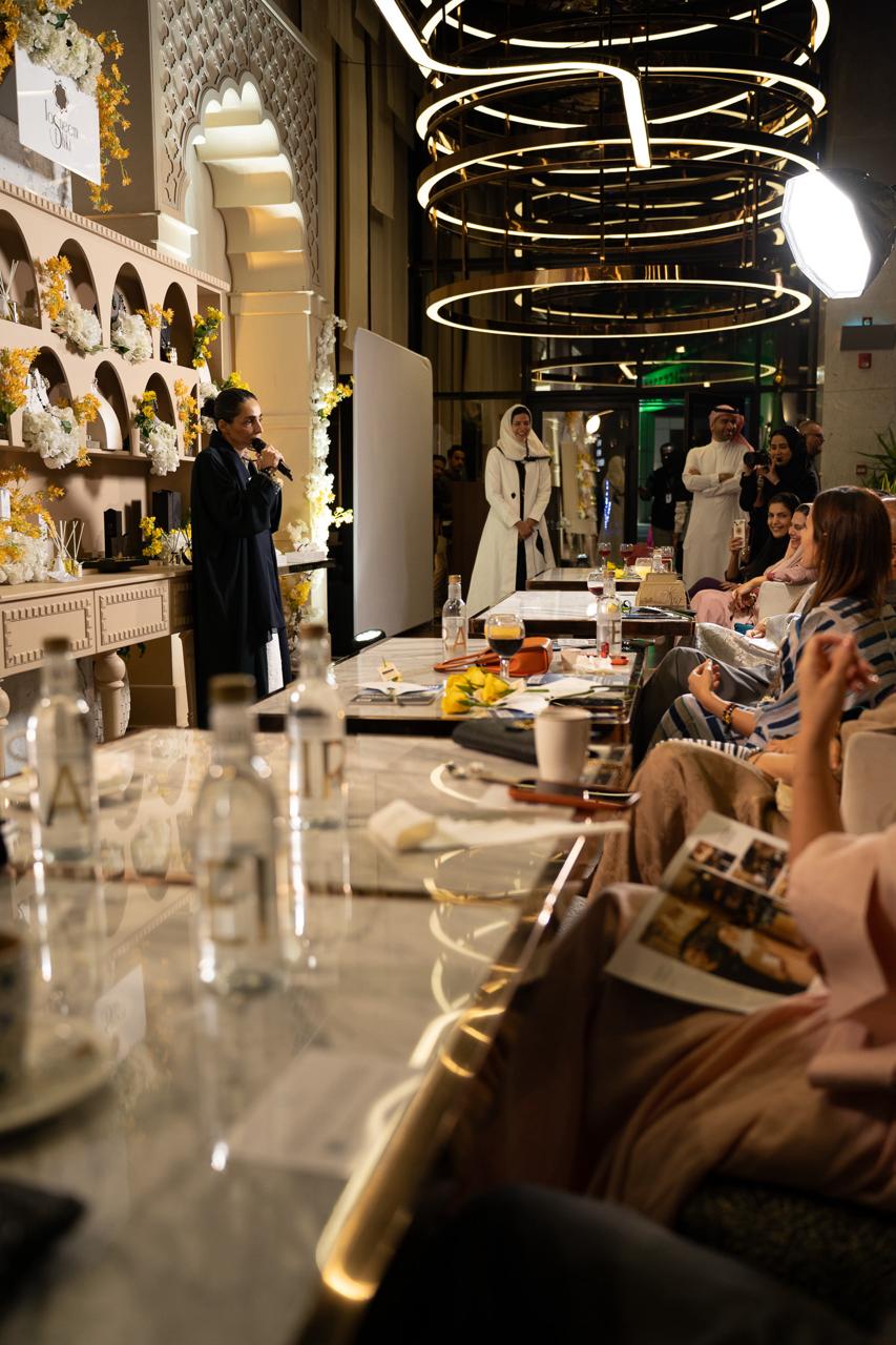 مجوهرات تسنيم عشقي